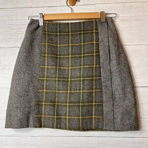 Banana Republic Skirt Womens SZ 0 Gray Wool Blend Academia Plaid Tweed Mini Y2K